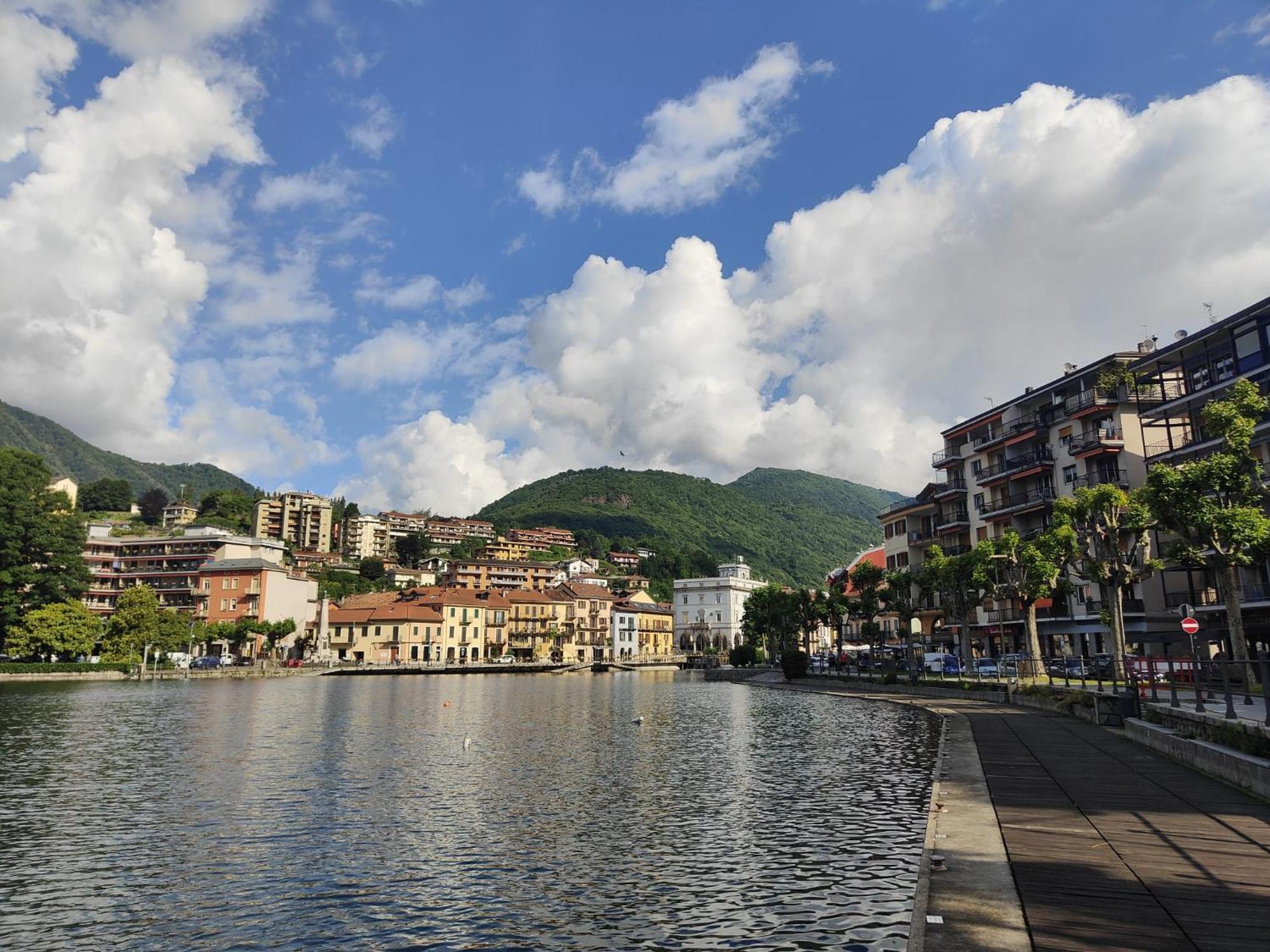 Un Balcone Sul Lago Omegna Luaran gambar
