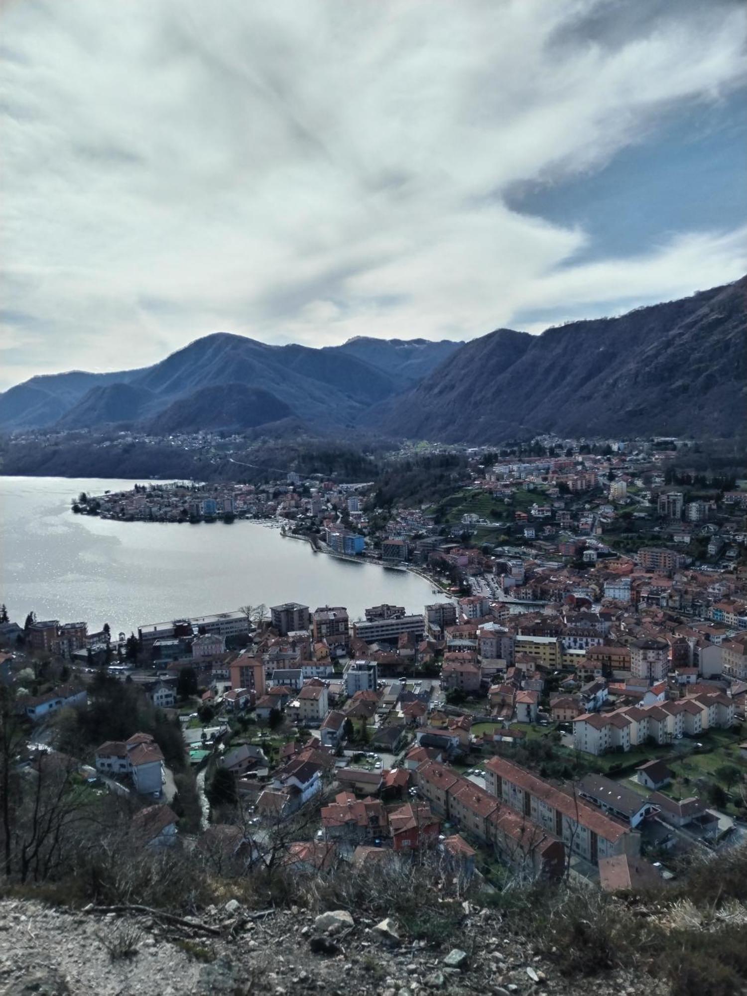 Un Balcone Sul Lago Omegna Luaran gambar